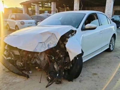 南昌市19年大众速腾中型车