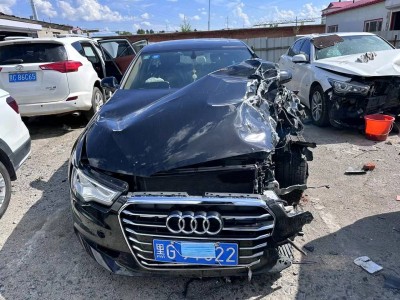 哈尔滨市事故车15年奥迪A6L事故车2.5自动档-现停放于黑龙江哈尔滨市