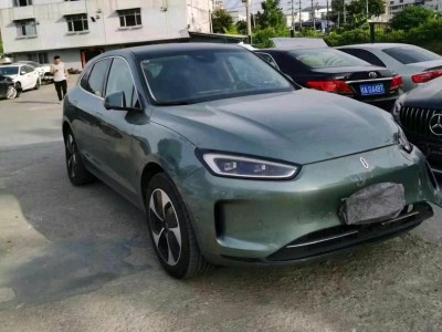 广州市22年华为问界中型车