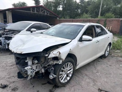 哈尔滨市13年丰田凯美瑞中型车