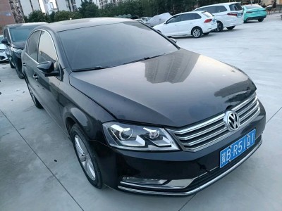 天津15年大众迈腾中型车