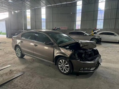 成都市13年大众迈腾中型车