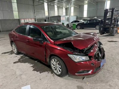 成都市16年别克威朗中型车
