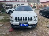 张家口抵押车2020-02Jeep自由光抵押车2L