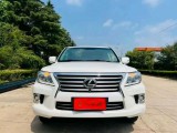 泰安抵押车2015-04雷克萨斯LX抵押车5.7L