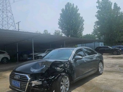 郑州市事故车20年奥迪A6L事故车2.0自动档-现停放于河南郑州市