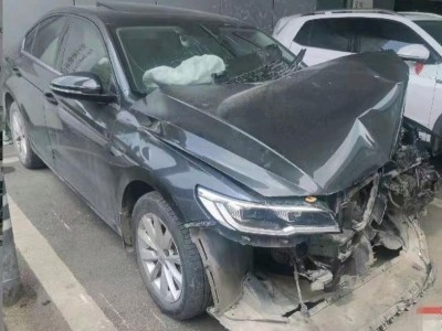 柳州市事故车20年大众宝来事故车1.5自动档-现停放于广西柳州市
