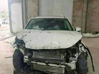 沈阳市事故车22年路虎发现运动版事故车2.0自动档-现停放于辽宁沈阳市