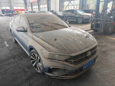合肥市泡水车22年大众帕萨特泡水车2.0自动档