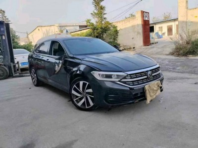 郑州市泡水车23年大众速腾泡水车1.5自动档