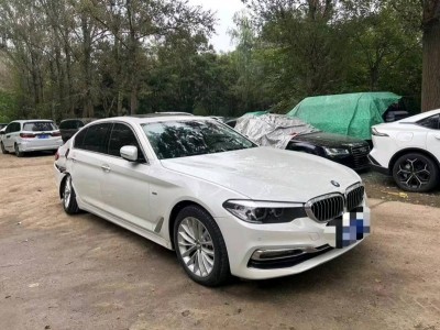 北京事故车18年宝马5系事故车2自动档-现停放于北京