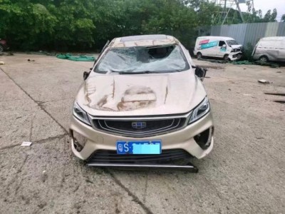 广州市事故车18年吉利缤瑞事故车1.4自动档-现停放于广东东莞市