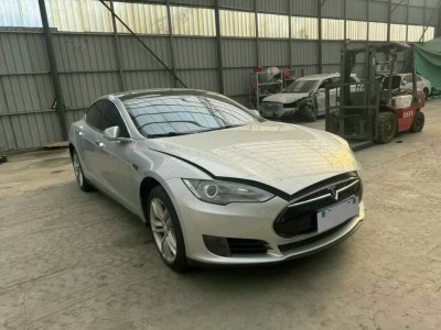 北京泡水车16年特斯拉MODEL S泡水车0.00自动档