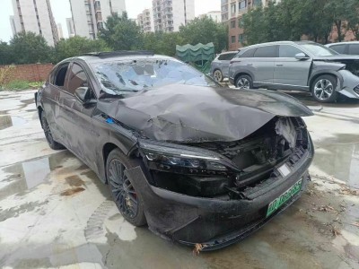 邯郸市泡水车22年比亚迪汉泡水车0.00自动档