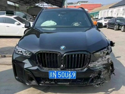 北京事故车24年宝马X5事故车3.0自动档-现停放于北京