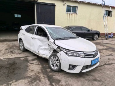 沈阳市事故车18年丰田卡罗拉事故车1.6自动档-现停放于辽宁沈阳市