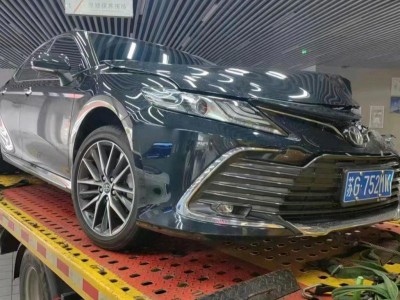 连云港市事故车24年丰田凯美瑞事故车2.5自动档-现停放于江苏连云港市