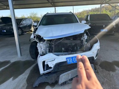 沈阳市事故车16年广汽传祺GS4事故车1.5自动档-10月09日停放于辽宁沈阳市