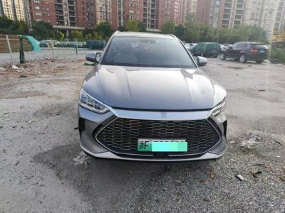 嘉兴市事故车22年比亚迪宋plus事故车1.5自动档-10月08日停放于浙江杭州市